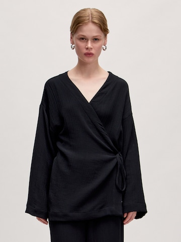 EDITEDBluza 'Barbara' - crna boja: prednji dio