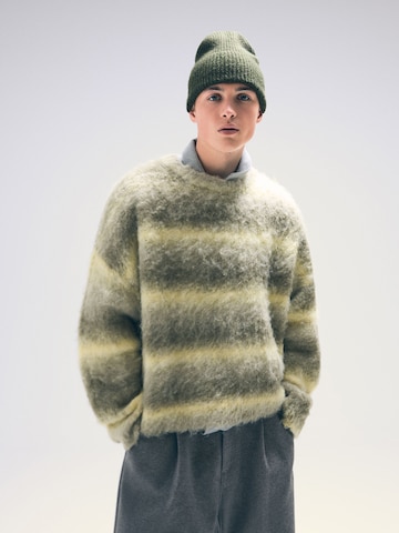 Bershka Neulepaita värissä vihreä: etupuoli