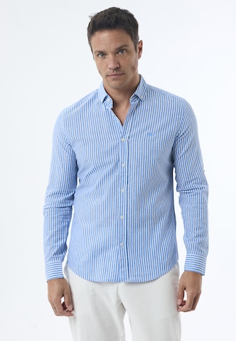 Coupe regular Chemise Jimmy Sanders en bleu : devant
