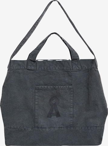 ARMEDANGELS Pouch in Grey: front