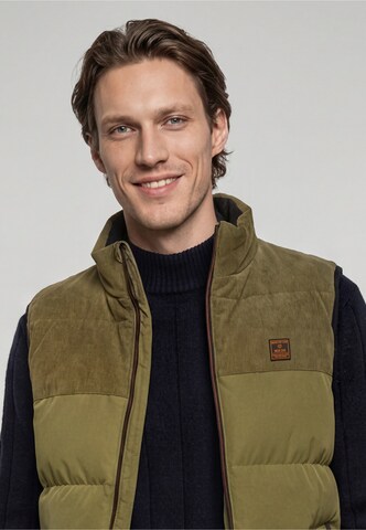 INDICODE JEANS - Colete desportivos 'Dalgate' em verde