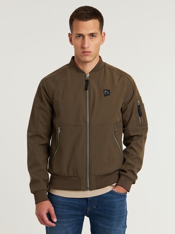 Veste mi-saison 'Dash Softshell' CHASIN' en marron : devant