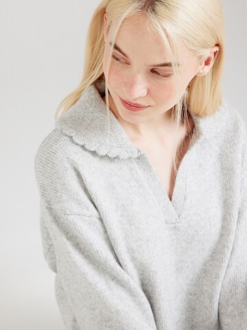 florence by mills exclusive for ABOUT YOU - Jersey 'Russett' en gris