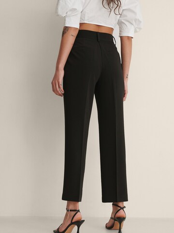 NA-KD Regular Pleated Pants in Black