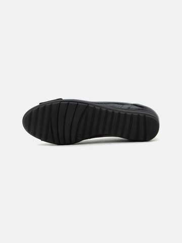 GABOR Ballet Flats in Black