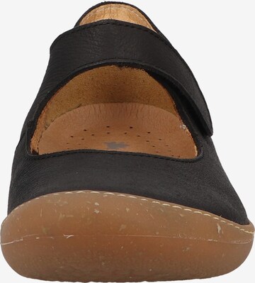 EL NATURALISTA Ballet Flats with Strap in Black