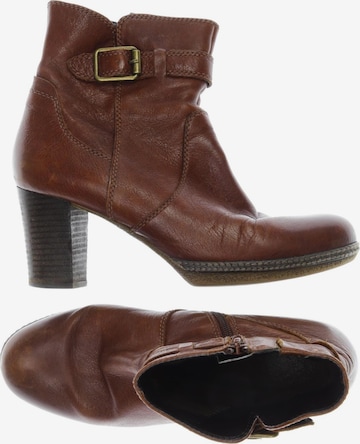 GABOR Dress Boots in 40,5 in Brown: front