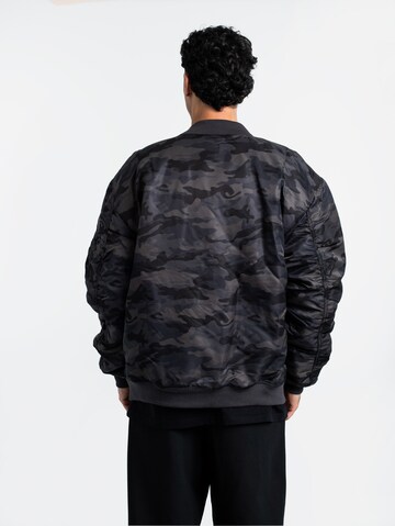 ALPHA INDUSTRIES Between-Season Jacket ' MA-1 CS' in Black