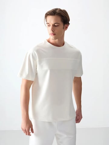 T-Shirt Tommy Life en blanc