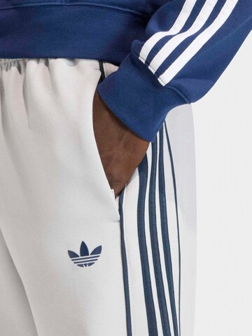 ADIDAS ORIGINALS Regular Workout Pants in Grey