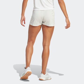 pilka ADIDAS SPORTSWEAR Standartinis Sportinės kelnės 'Pacer 3-Stripes '
