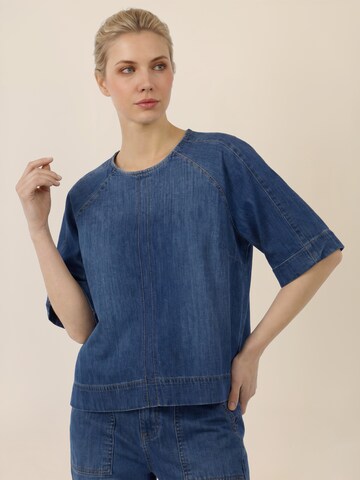 APART Blouse in Blue: front
