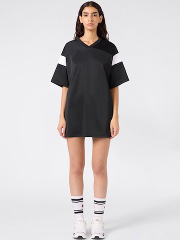 Champion Authentic Athletic Apparel Kleit, värv must