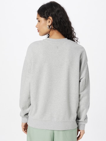 ARMEDANGELS Sweatshirt 'Aarin' in Grey