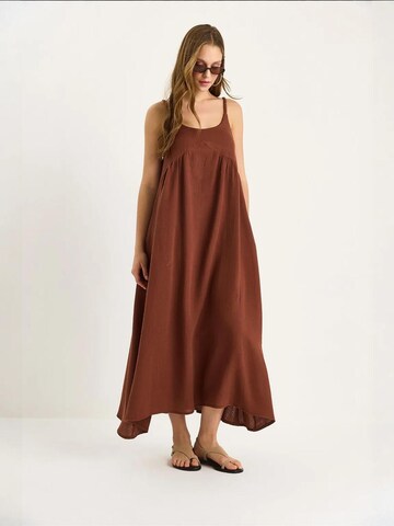 Abito estivo di Bianco Lucci in marrone