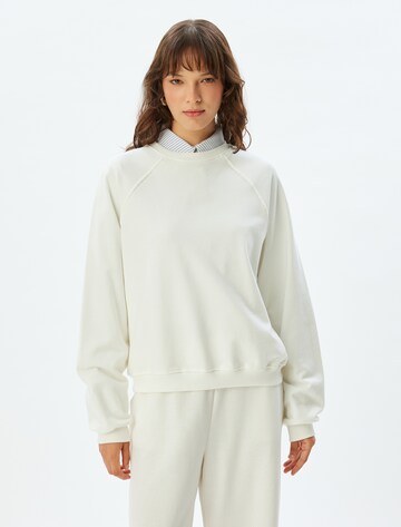 Koton Sweatshirt in Weiß: Vorderseite