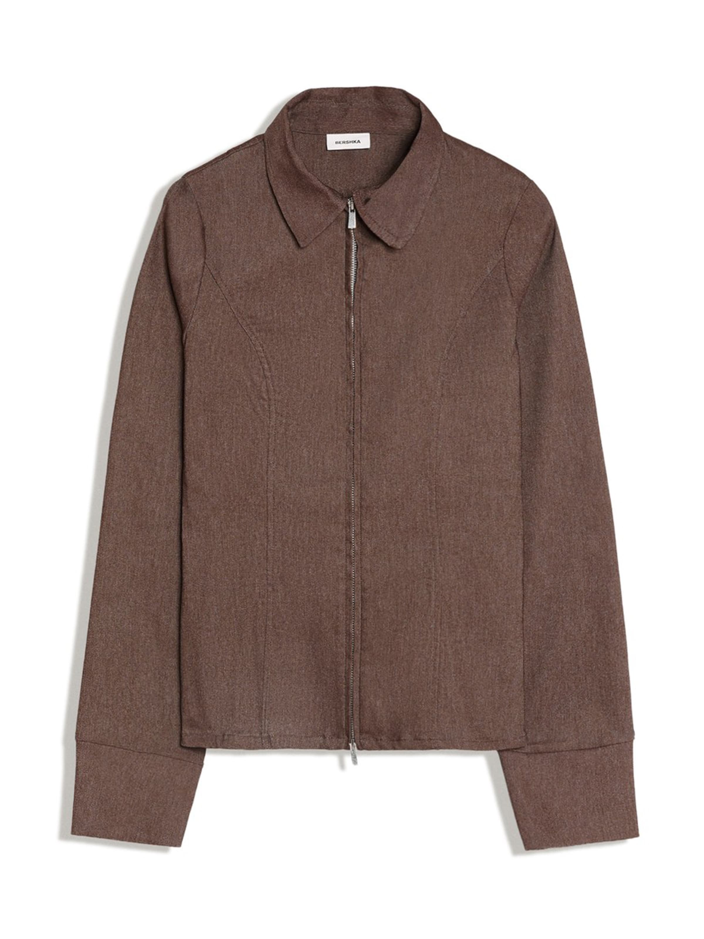 Chemisier Bershka en marron : devant