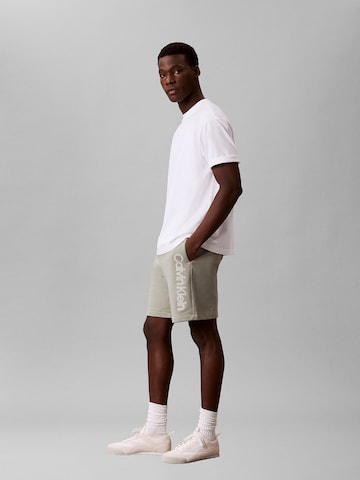 Calvin Klein Regular Trousers in Grey