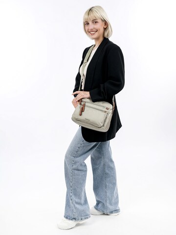 Emily & Noah Shoulder bag in Green: front