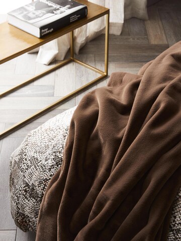 ESSENZA Blankets 'Furry' in Brown