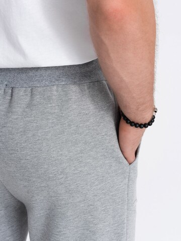 Ombre Tapered Trousers 'PASK-22FW-008' in Grey
