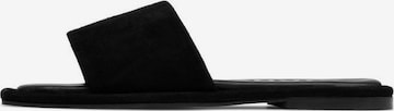 Bianco Mules in Black: front