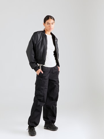 Nike SportswearMajica 'ESSNTL' - bež boja