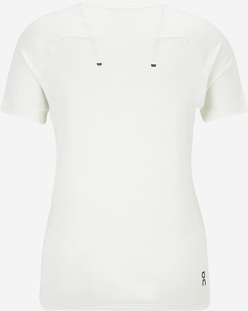 On T-Shirt 'Focus' in Weiß