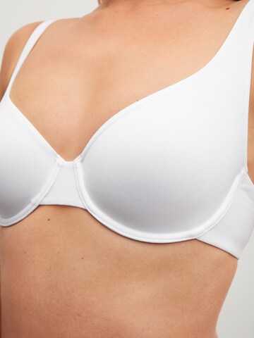 Classico Reggiseno 'Sleek Skin' di CALIDA in bianco