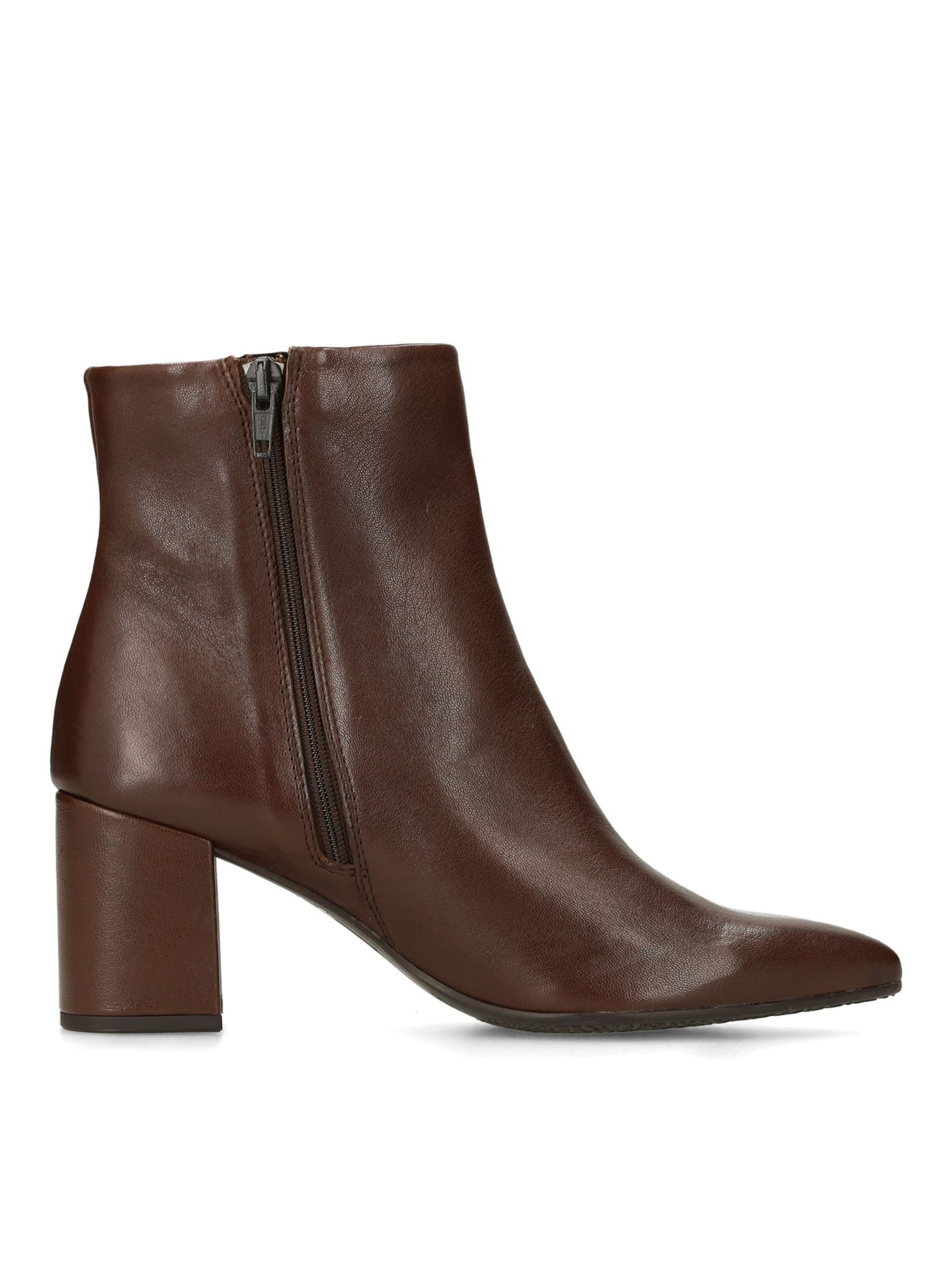 MANFIELD Ankle Boots in Brown
