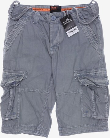 Superdry Shorts 29 in Grün: predná strana