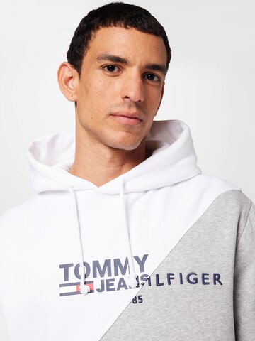 Tommy Jeans Sweatshirt in Weiß