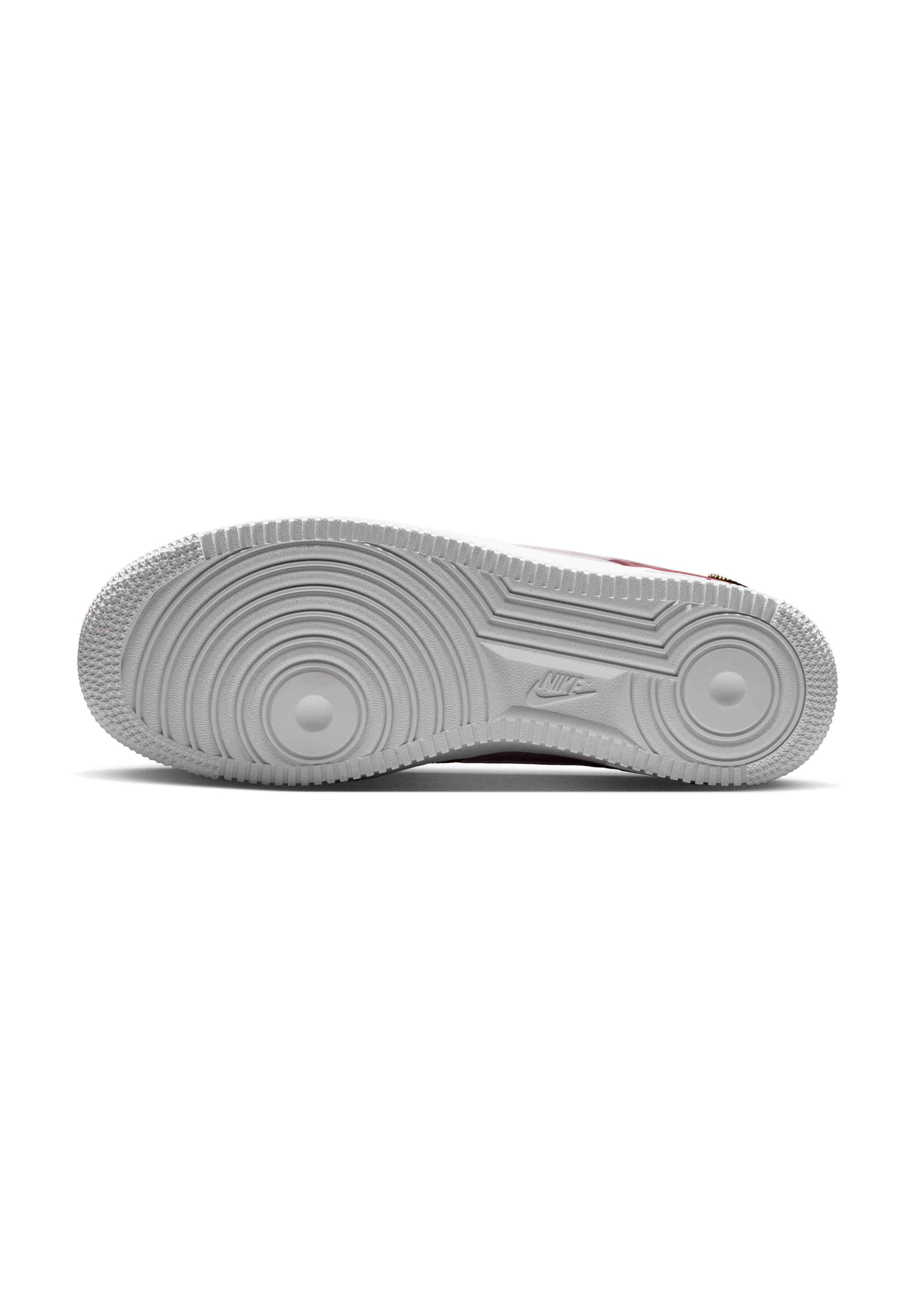 Nike Sportswear Низкие кроссовки 'Air Force 1 '07' в Ярко-розовый