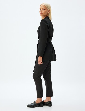 Koton Slimfit Chino in Zwart