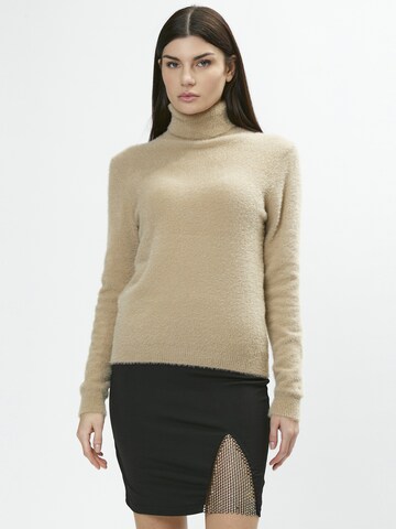 Pull-over Influencer en beige : devant