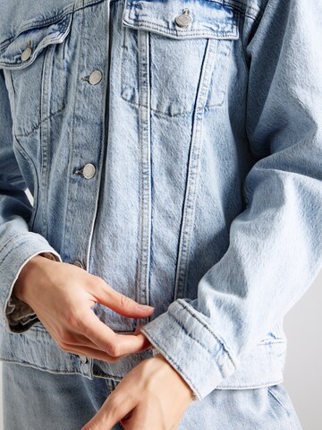 VERO MODA Демисезонная куртка 'Tessa' в Синий