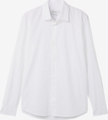 TOM TAILOR DENIM جينز مضبوط قميص لأوساط العمل بلون أبيض: الأمام