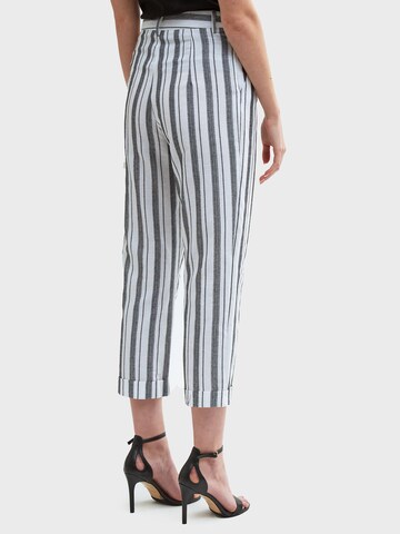 Influencer Tapered Hose in Weiß