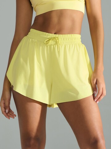 Regular Pantaloni de la Next pe verde: față
