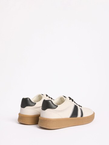 Friends Like These Låg sneaker i vit