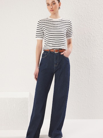 Trendyol Sweater in Beige