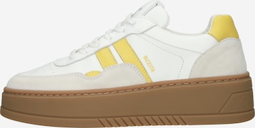 Sneaker bassa 'Garnet Koda' di BLACKSTONE in bianco: frontale