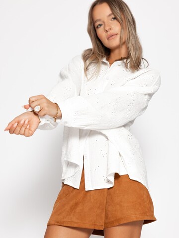 SASSYCLASSY Bluse‌‌‌‌‌‌‌‌ in Beige