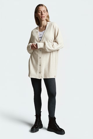 Cotton Candy Cardigan in Weiß