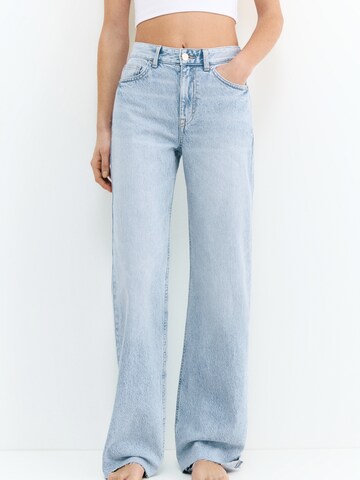 Wide leg Jeans de la Pull&Bear pe albastru: față