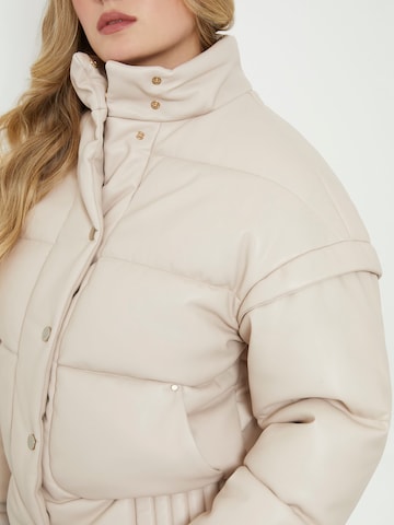 GUESS Between-Season Jacket in Beige