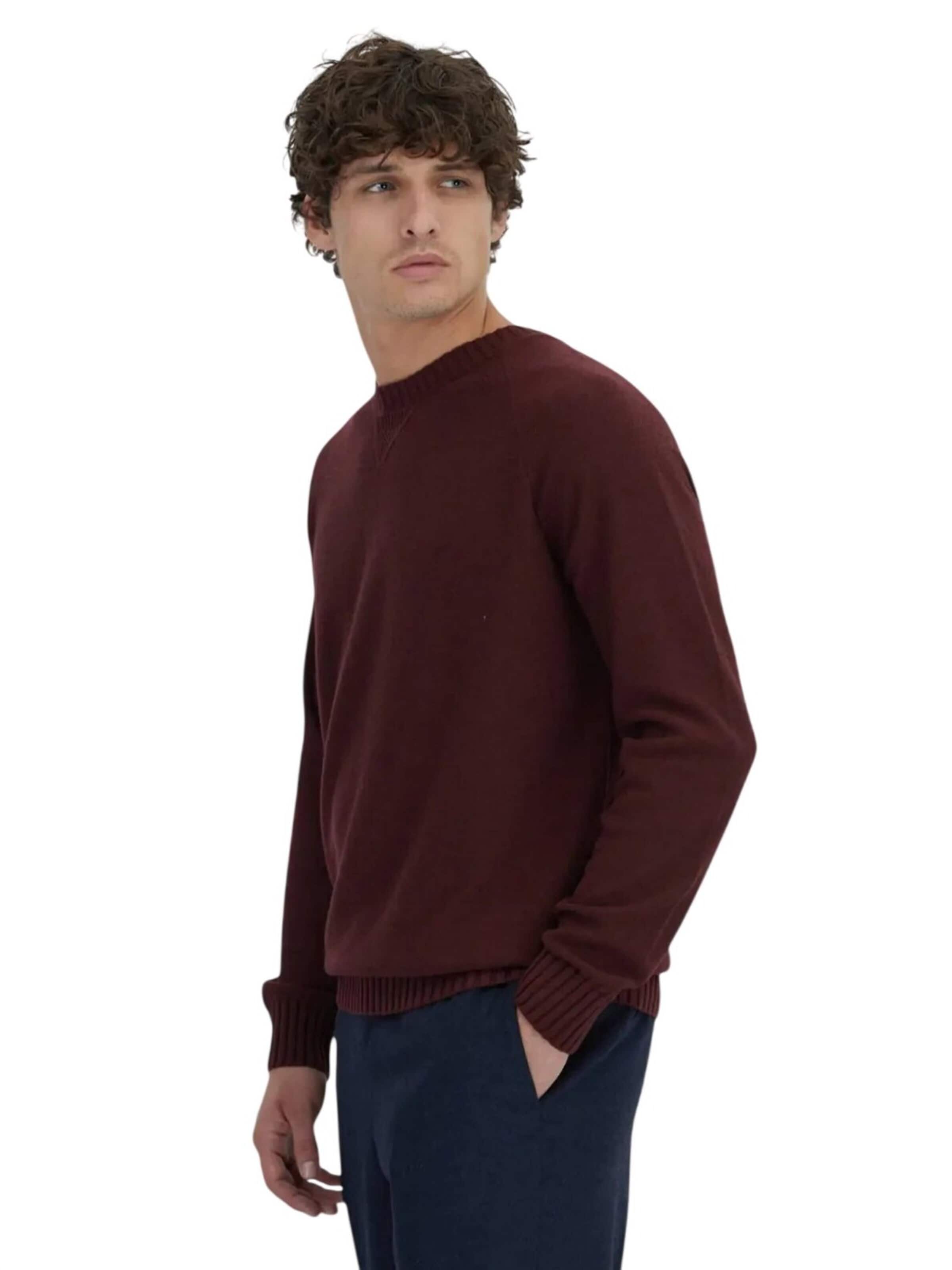 Ramsey Knit Cardigan in Red