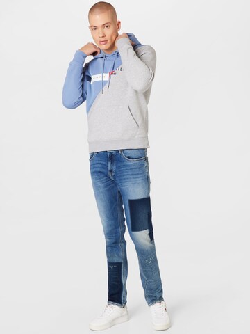Tommy Remixed Regular Jeans in Blue