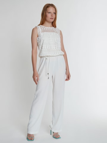 Ana Alcazar Jumpsuit ' Kabara ' in Wit: voorkant