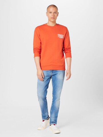 Tommy Jeans Свитшот в Оранжевый